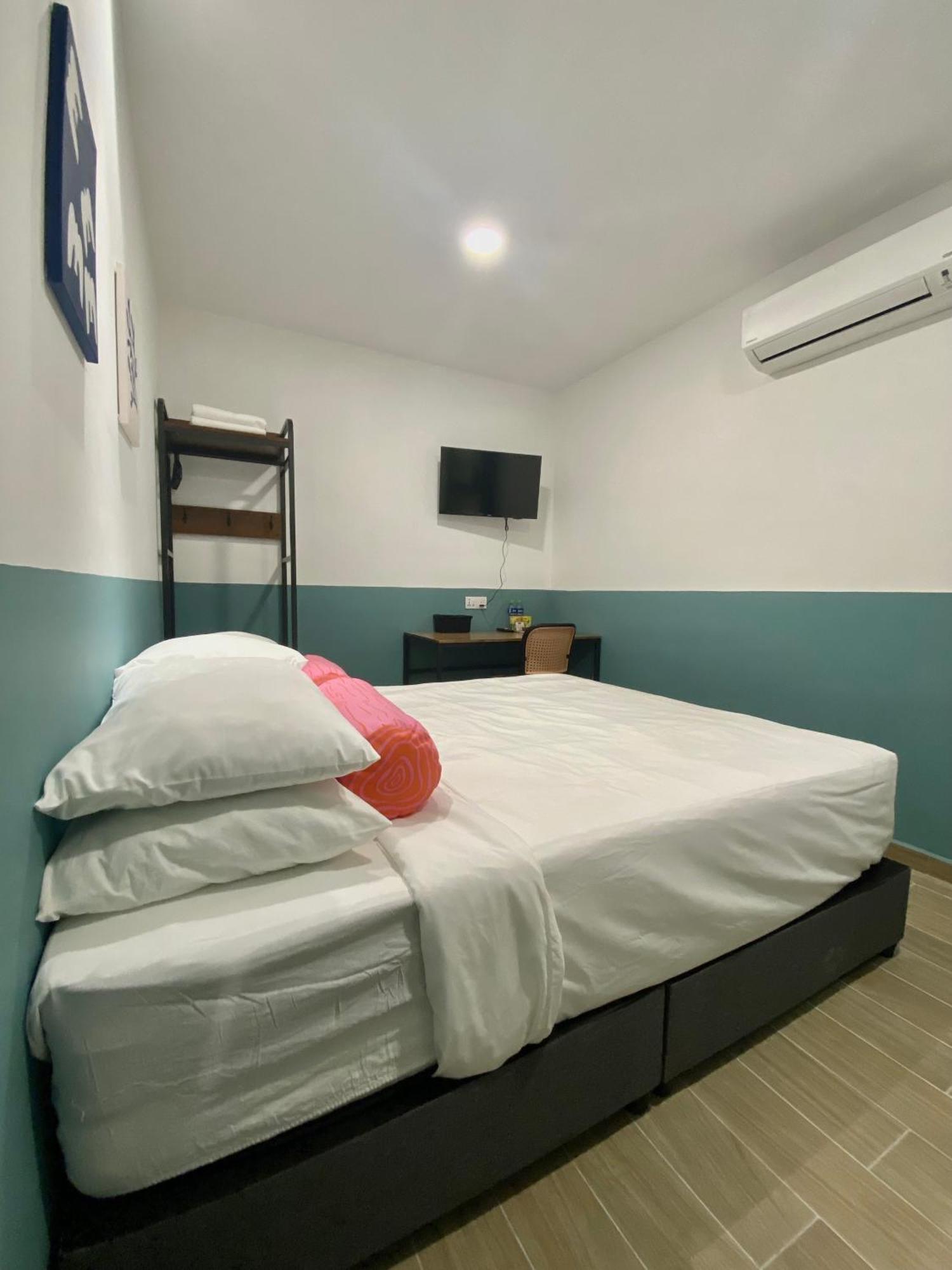 Chill Hotel