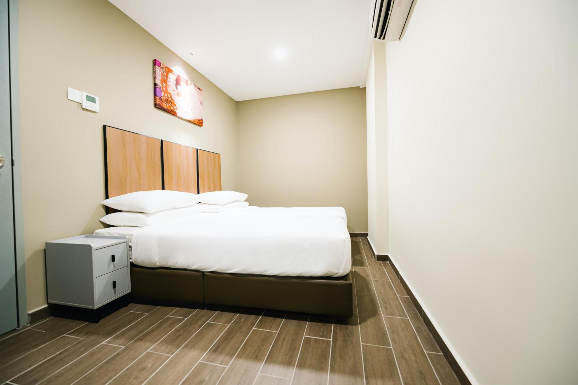 Hotel Chill 3*